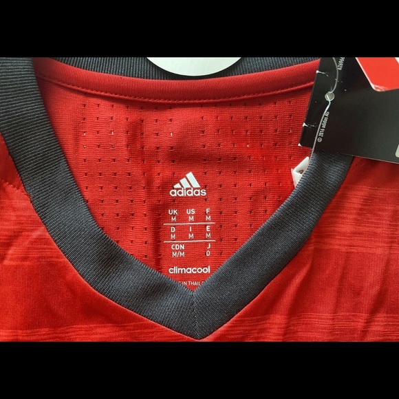 Altidore Toronto FC Medium signed jeresy from the MLS winning team ! - Picture 4 of 7